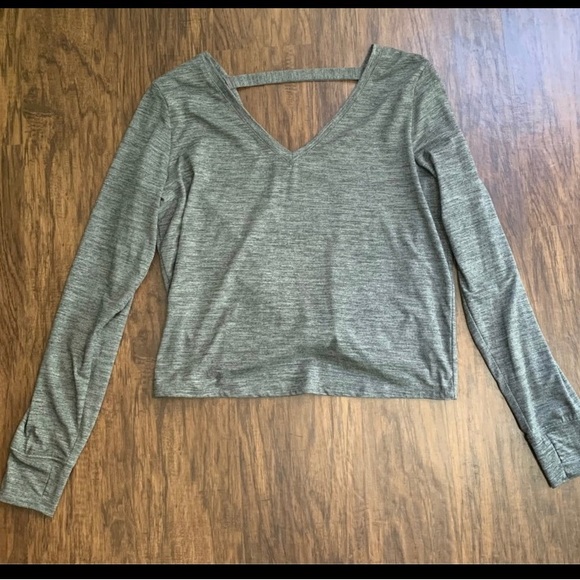 SO Open back gray long sleeve tee Small - Picture 1 of 5
